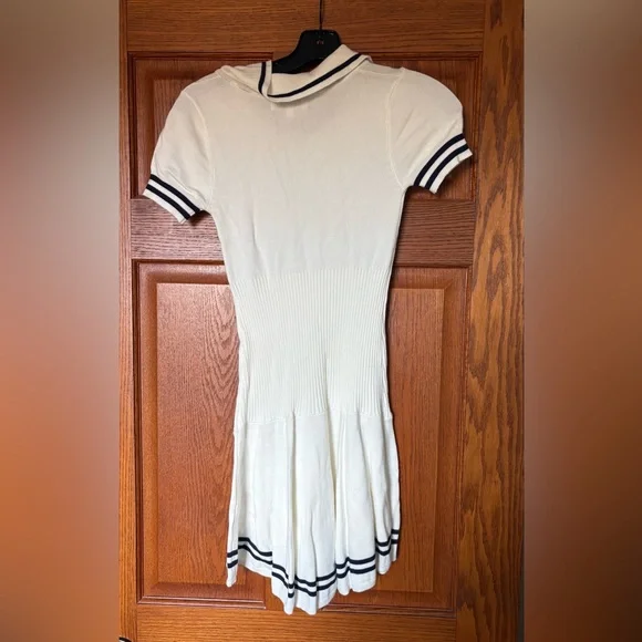 Frankie's Bikinies- never worn. Elegant White and Black Knit Dress - Picture 4 of 4